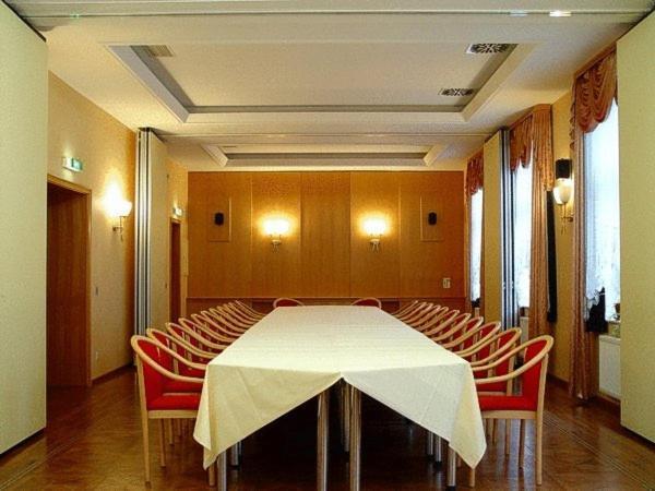 Hotel Stadt Naumburg מראה חיצוני תמונה